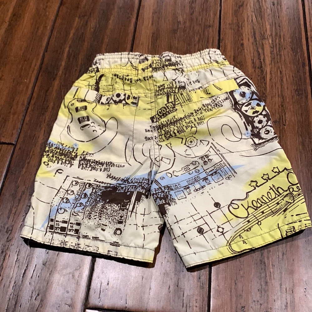 Swim trunks - Picture 2 of 3